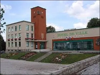 Nous nous rendons dans les Hauts-de-France, à Lallaing. Ville de l'arrondissement de Douai, en bordure de la Scarpe, elle se situe dans le département ...