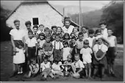 Sur les 13 152 arrêtés, il y a 4 115 enfants qui ont été déportés.
Combien sont revenus après la guerre ?