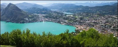 Dans quel pays se situe Lugano ?