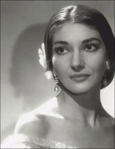 Dans quelle chanson peut-on entendre 'Si vous lui dites libert  Elle vous montrera la pierreO ses enfants sont enterrs '