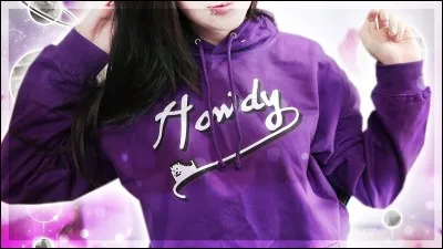 Mary vend sur internet des vêtements qu'elle a créés