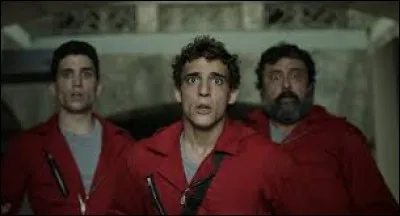 Qui sont le père et le fils dans le groupe des cambrioleurs ?