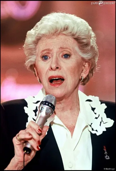 Qui est le fils de Patachou ?