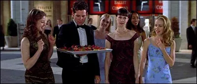 Dans "Danse ta vie", quel est le pr&eacute;nom de la danseuse dont il tombe amoureux ?