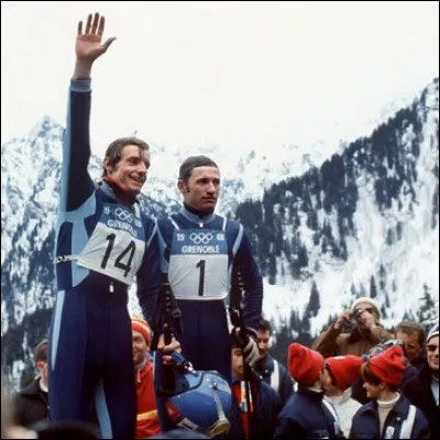 Qui remporta la médaille d'argent en descente derrière Jean-Claude Killy, sur la piste de Casserousse ?