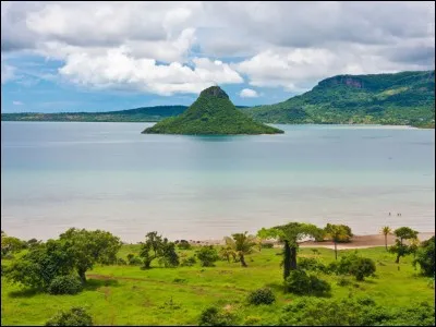 Quel est l'ancien nom du célèbre port appelé Antsiranana ?