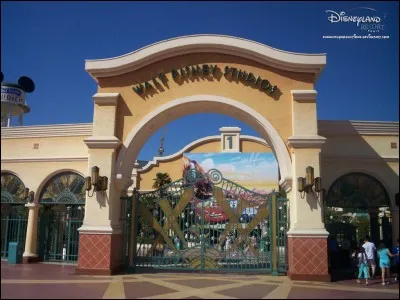 Combien y a-t-il de Lands à Disney Studios ?