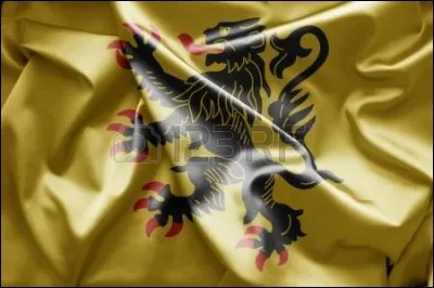 Quelle est la superficie de la région des Hauts-de-France ?