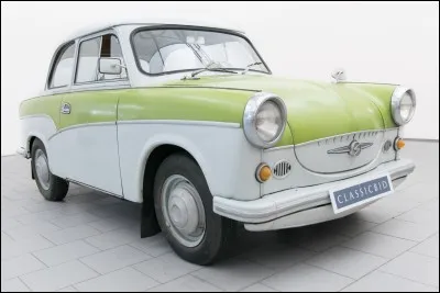 Celle-ci est une Trabant, sans aucun doute !