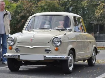 Ah voilà une Trabant !