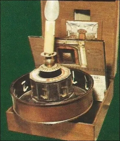 Quel est le nom de cet appareil inventé par Emile Reynaud ?