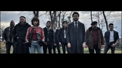 Qui sont le père et le fils dans le groupe de cambrioleurs ?