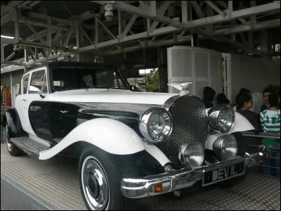 À qui appartient cette voiture ?