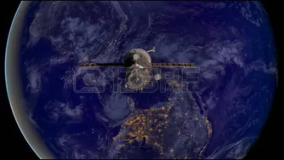 À l'issue de sa mission, le Progress MS-08 se désarrimera, rempli de déchets, et se désintégrera dans l'atmosphère quelques heures plus tard ; ce sera vers la fin du mois...