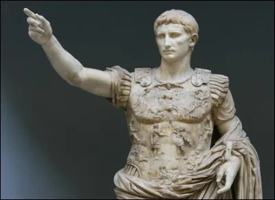 Qui était le petit-neveu de Jules César et également son héritier ?