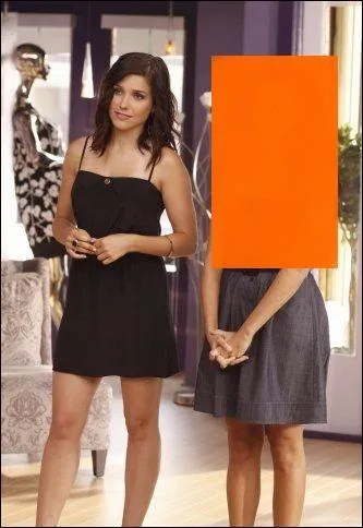 Qui est  cot de Brooke ?