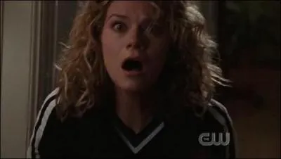 Pourquoi Peyton a-t-elle l'air effray ?