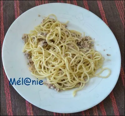 Si quelqu'un d'un peu stupide a totalement fait des spaghetti d'une façon très bizarre, que fais-tu ?