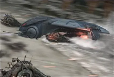 La canonnière droïde ou LML (lance-missiles lourd) a été conçue pour les attaques terrestres ; elle est lente mais lourdement armée. Laquelle de ces armes ne lui est pas attribuée ?