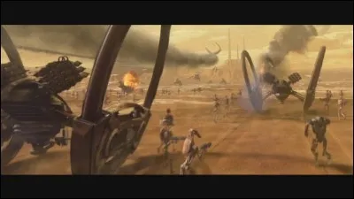 Laquelle de ces caractéristiques n'est pas attribuée au droïde-mur de feu ?