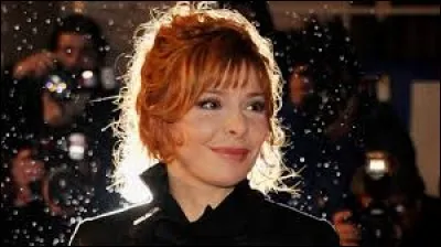 Durant quelle décennie est sortie la chanson "California" ?