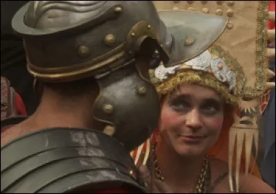 Jeune empereur (218 à 222) d'origine syrienne débauché excentrique, le roi de la partouze bien glauque. Qui est-il ?