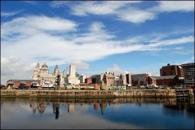 Dans quel pays aurez-vous la chance de visiter Liverpool ?