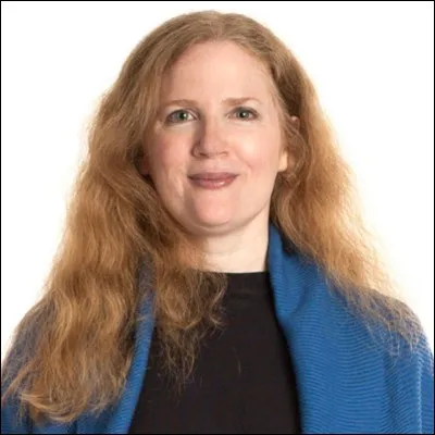 Je suis le titre d'un roman qui compose la saga "Hunger Games" de Suzanne Collins. Qui ment ?