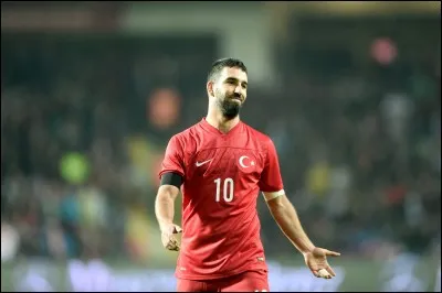 Quelle équipe a éliminé la Turquie en barrage des qualifications pour la Coupe du monde 2018 ?