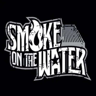 Quel groupe a sorti le cultissime "Smoke on the Water" ?