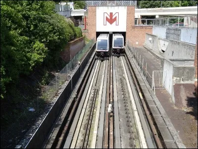 Je suis une ligne métro de la ligne 1 à Lille. Qui ment ?