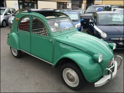 Quel est le type de cette 2 CV ?
