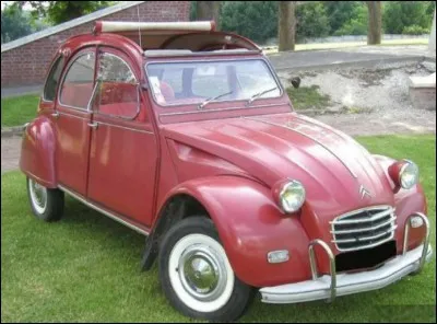 Quel est le nom de cette 2 CV ?
