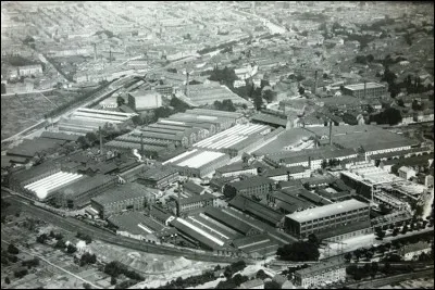 La SACM, héritière de toute une tradition industrielle dans une ville surnommée "la Manchester française", employait 5000 salariés au début des années 70. Elle produisait des machines textiles et de gros moteurs Diesel. Son activité a été arrêtée après le dépôt de bilan de 1984 et plusieurs restructurations. Dans quelle ville se trouvait-elle ?