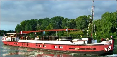 Indicatif : PA. Le PAP des ports. 1er port (français) et 2e port européen de ce type après Duisbourg (Allemagne). 5 sites dont Limay-Porcheville. Que suis-je ?