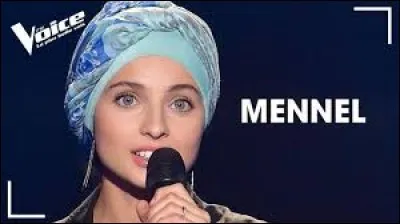 Comment s'appelle la candidate ayant participé à "The Voice" qui a créé la polémique à cause de ses anciens twits ?