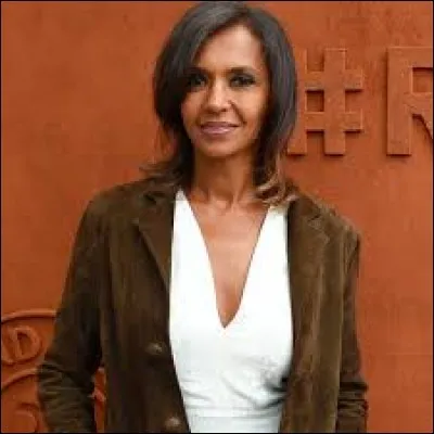 Avec qui Karine Le Marchand est-elle en couple depuis le début de l'année 2018 ?