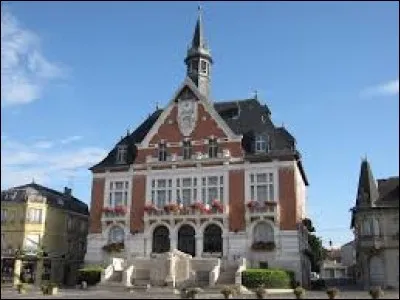 Pouvez-vous me donner le gentilé des habitants de Vouziers (Ardennes) ?