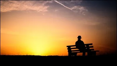 Qui chantait "Chez moi, il n'y a plus que moi, et pourtant ça ne me fait pas peur, la télé, la radio sont là pour me donner le temps et l'heure" ?