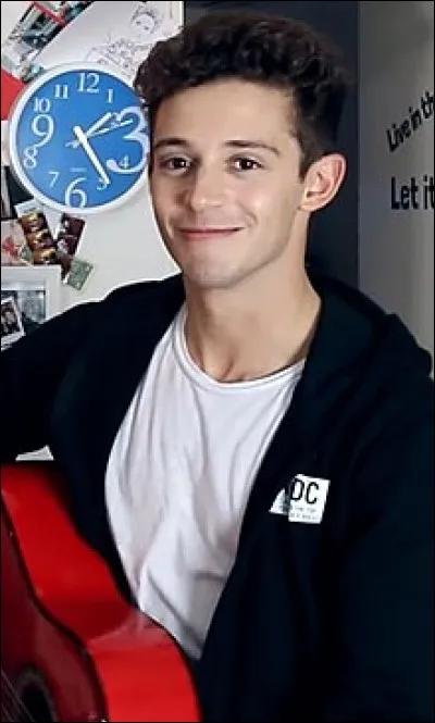 Quel âge a Ruggero Pasquarelli ?