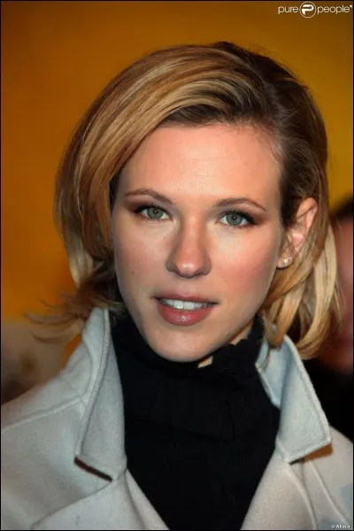 Qui est cette jolie chanteuse française ?