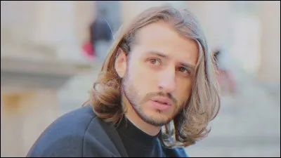 Qui est ce youtubeur ?