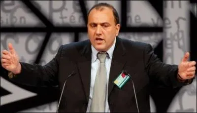 Pour Julien Dray, qui poursuit cinq journaux pour diffamation, l'arrive d'Internet...