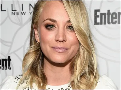 Où travaille Penny dans les premiers épisodes ?