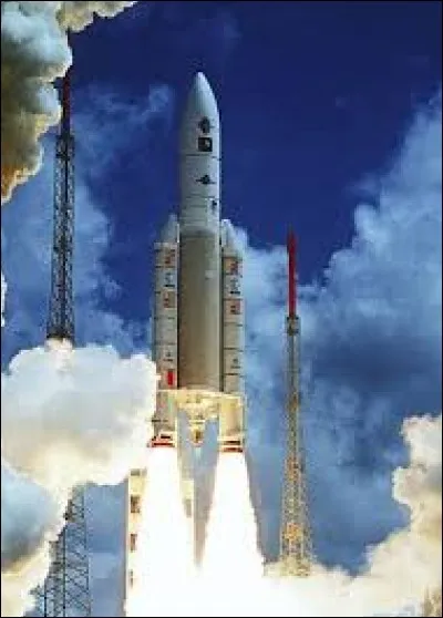 Combien de fusées 'Ariane' y a-t-il eu au total depuis 1973 ?