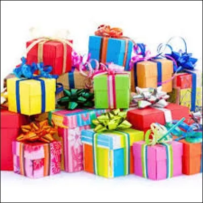 Harry grandit donc chez les Dursley. Nous nous retrouvons lors du onzième anniversaire de Dudley. Dudley se verra offrir (au final) :