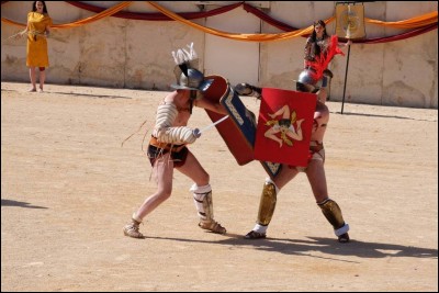 Quand les combats de gladiateurs sont-ils apparus ?