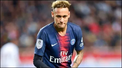 Pour combien d'euros Neymar a-t-il été transféré ?