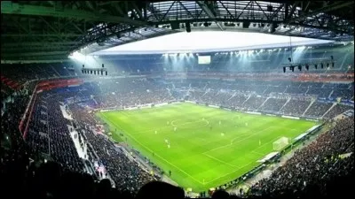 Quelle est la capacité du stade ?