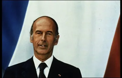 Qui était le premier ministre de Valéry Giscard d'Estaing ?